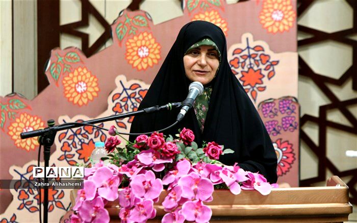 دری: انتخاب آگاهانه رشته تحصیلی می تواند مسیر آینده شغلی دانش آموزان را هموار سازد