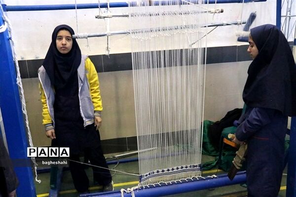 برپائی نمایشگاه توانمندی های اعضای کانون های فرهنگی و تربیتی در یزد