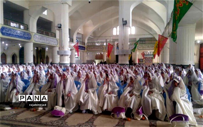 برگزاری جشن تکلیف دختران در ابرکوه