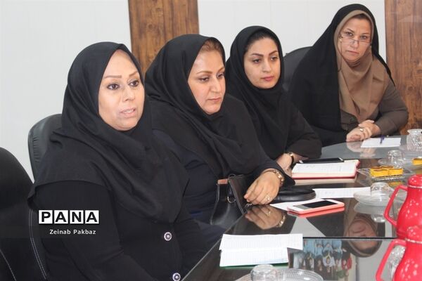 جلسه کارگروه مراکز پیش دبستانی اداره‌کل آموزش و پرورش استان بوشهر