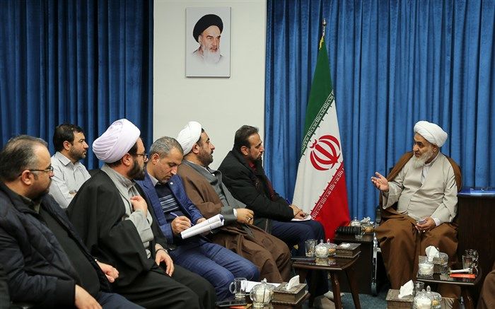 خروجی برنامه‌های اعتکاف، افزایش جمعیت نمازگزاران مساجد و نمازهای جمعه باشد