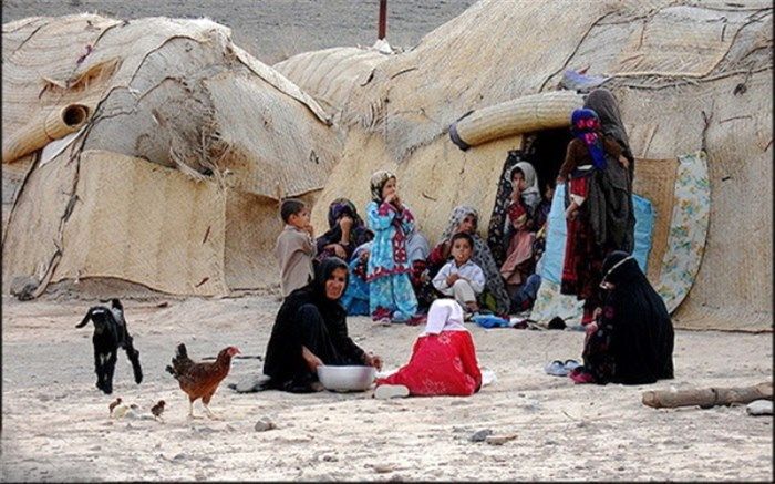 اینجا از زمین و آسمان مصیبت می‌بارد