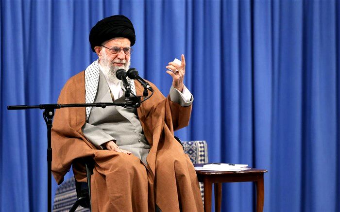 رهبر انقلاب: مردم با حضور پر شور و انتخاب خوب، مجلس قوی برای ایران قوی بسازند