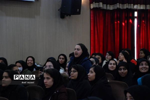 برگزاری همایش رأی اولی‌های ناحیه یک ری