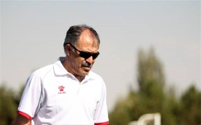 وقتی سرپرست تراکتور از بمب نقل و انتقالات خبر ندارد: ترانسفر مارکت گفت به تراکتور آمده؟ از مدیران باشگاه بپرسید