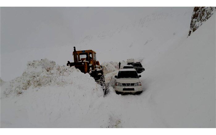 ۲۶۵ روستای آذربایجان‌غربی همچنان در محاصره برف و کولاک