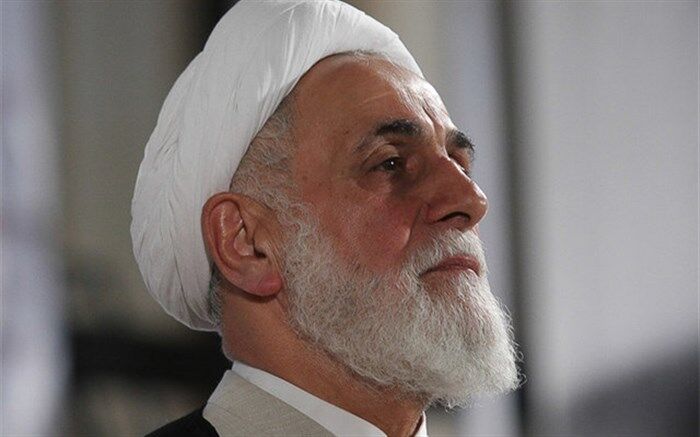 از تک تک خردمندان و دوراندیشان این سرزمین برای حضور در انتخابات دعوت می‌کنم