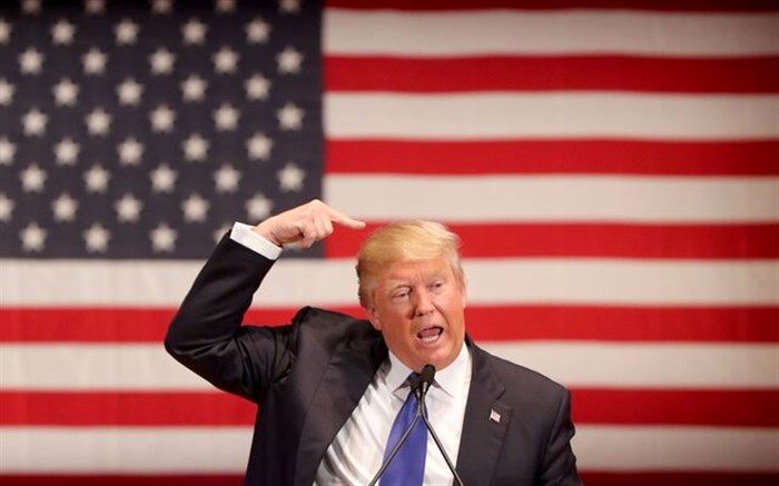 ترامپ: به خاطر کری و مورفی است که ایران تن به مذاکره نمی‌دهد!