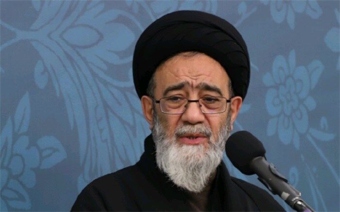 امام جمعه تبریز:لزوم وحدت نمایندگان مجلس برای رفع مشکلات مردم