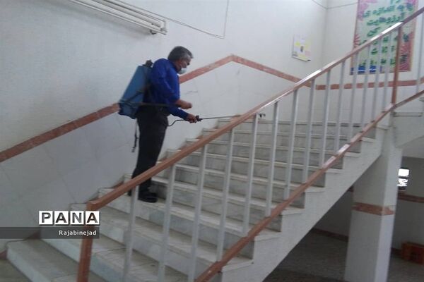 ضدعفونی وگندزدایی مدارس ابرکوه