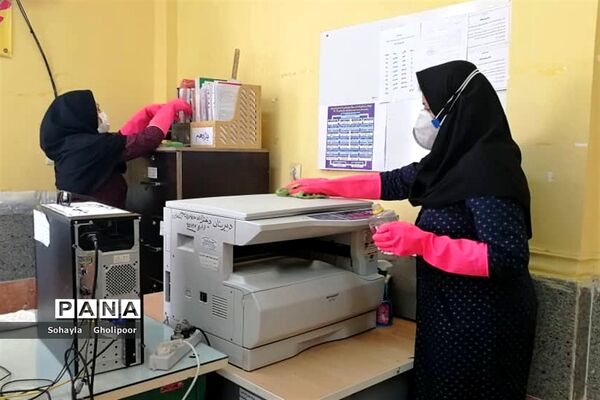 ضدعفونی مدارس شهرستان امیدیه دبیرستان حضرت آمنه (س)