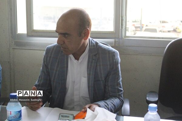 جلسه ستاد پیشگیری ازشیوع بیماری  کرونا در اداره کل آموزش و پرورش استان بوشهر