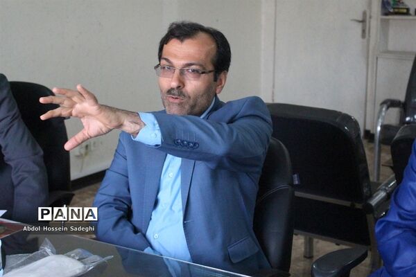 جلسه ستاد پیشگیری ازشیوع بیماری  کرونا در اداره کل آموزش و پرورش استان بوشهر