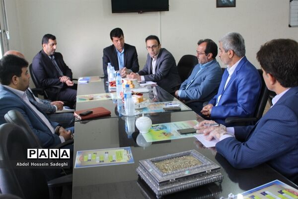 جلسه ستاد پیشگیری ازشیوع بیماری  کرونا در اداره کل آموزش و پرورش استان بوشهر