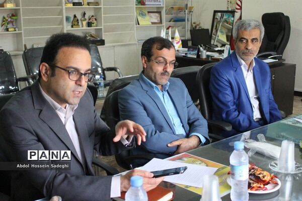 جلسه ستاد پیشگیری ازشیوع بیماری  کرونا در اداره کل آموزش و پرورش استان بوشهر