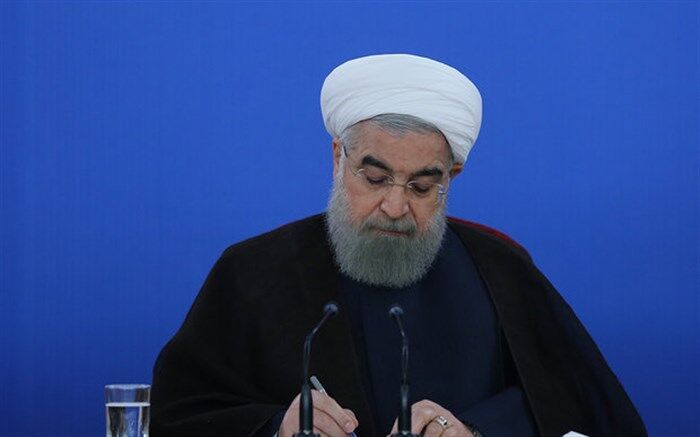 روحانی درگذشت سیامند رحمان را تسلیت گفت