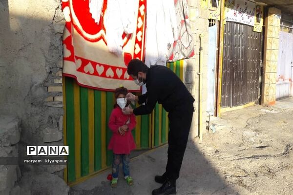 ضدعفونی و گندزدایی اماکن عمومی و توزیع ماسک رایگان در شهرستان مسجدسلیمان