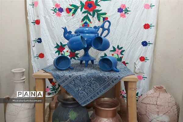آثار دستی روستاهای برگزیده کاشمر در فروشگاه روستا