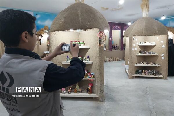 آثار دستی روستاهای برگزیده کاشمر در فروشگاه روستا