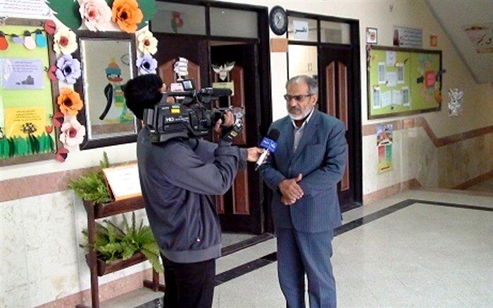 ضدعفونی کردن کلیه مدارس شهرستان خوسف در برابر ویروس کرونا