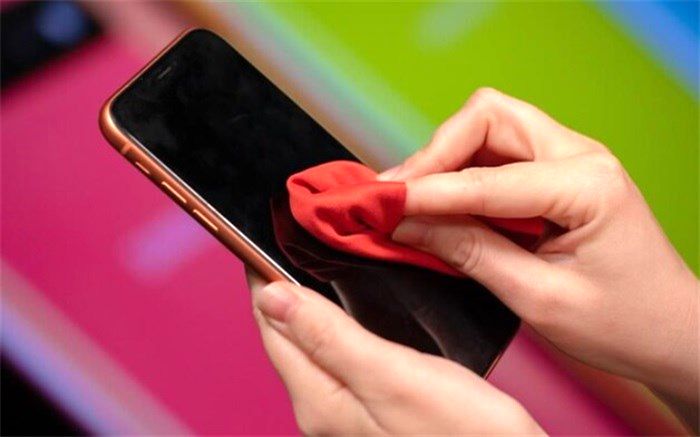 آسیبی که کرونا به گوشی‌های موبایل‌ می‌زند