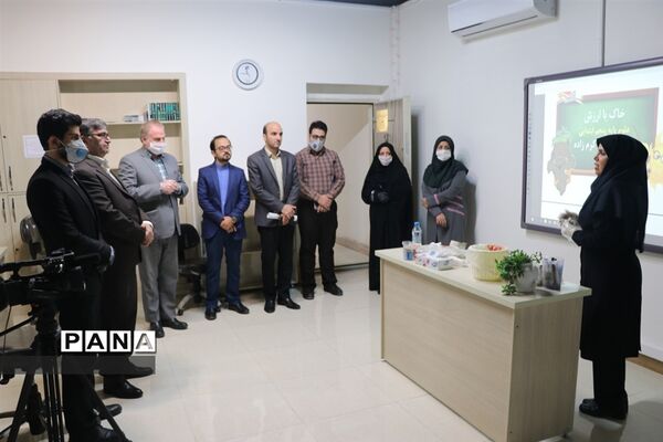 آموزش تعطیل نیست