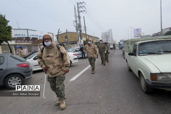 ضدعفونی کردن معابر و اماکن شهری در محمودآباد