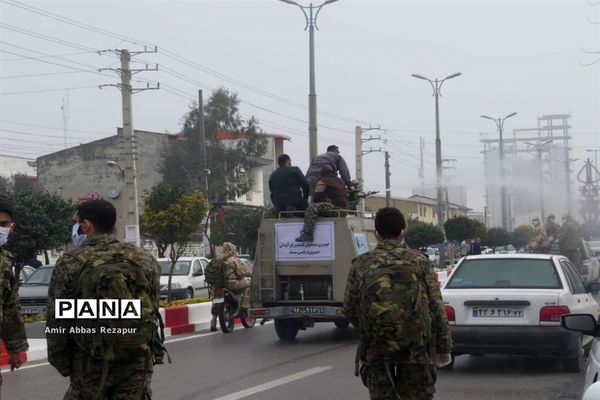 ضدعفونی کردن معابر و اماکن شهری در محمودآباد