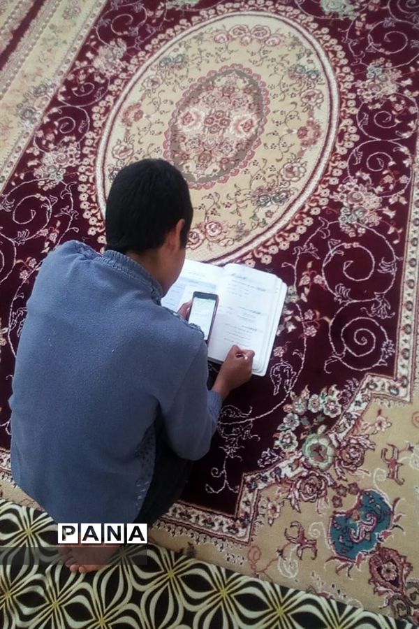 درس خواندن تعطیلی ناپذیر است