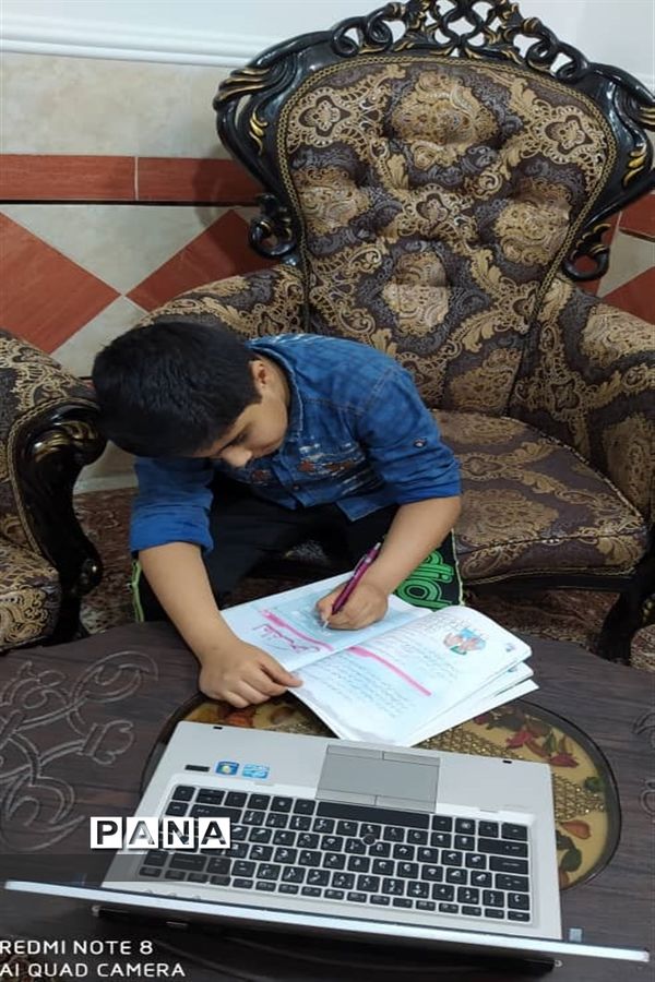 درس خواندن تعطیلی ناپذیر است