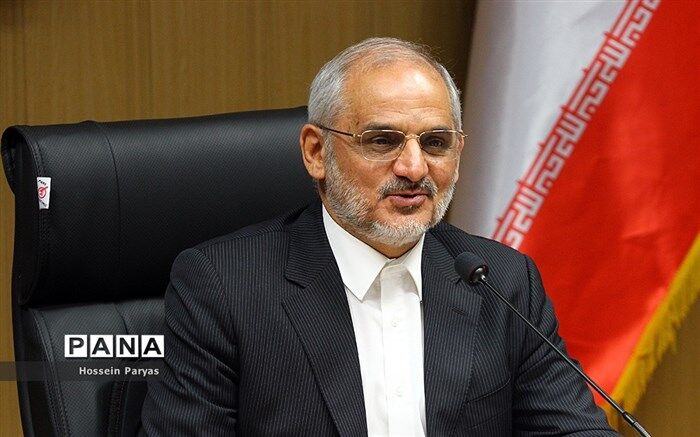 شایعات درباره برخورد با ⁧معلم مهربان آستارایی ⁩صحت ندارد