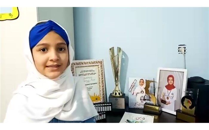نابغه ۹ ساله قزوینی دانش آموزان را به پویش «آموزش تعطیل شدنی نیست» دعوت کرد