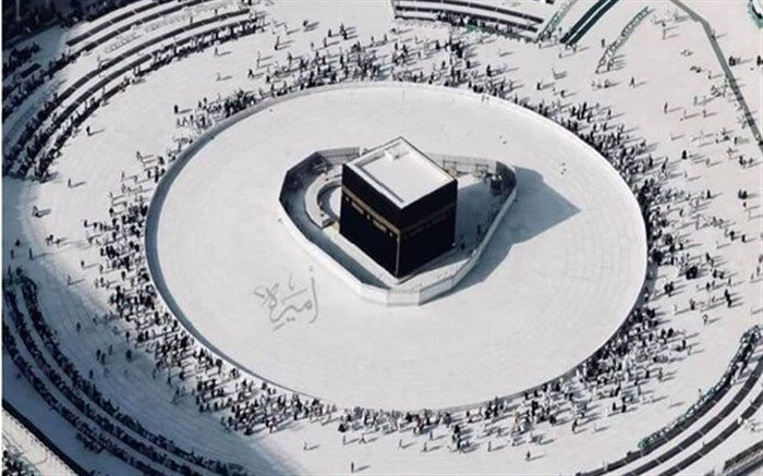 طواف کعبه از سر گرفته شد