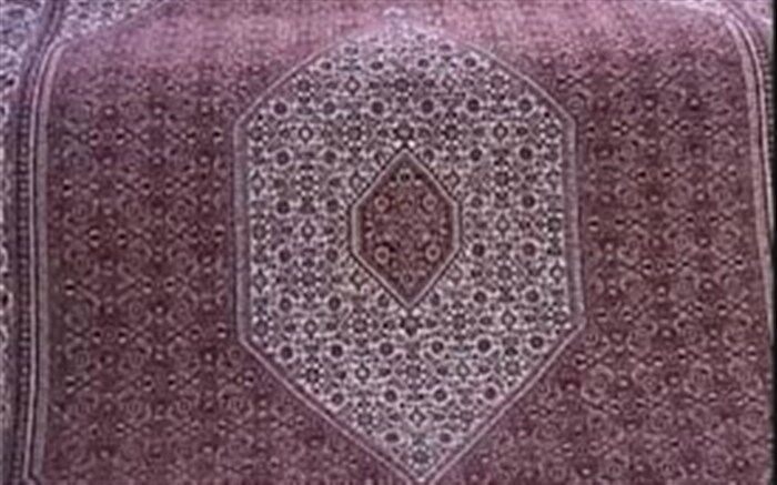 درآمدزایی مددجویان کمیته  امداد زنجان از طریق بافت انواع فرش