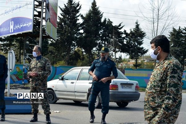 کنترل مسافران در ورودی شهرستان فریدونکنار