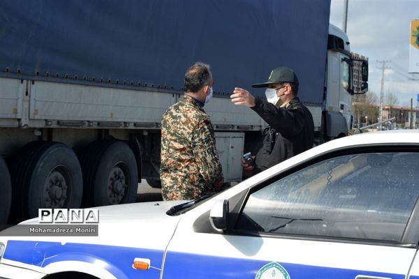 کنترل مسافران در ورودی شهرستان فریدونکنار