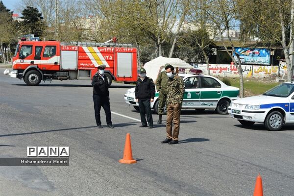 کنترل مسافران در ورودی شهرستان فریدونکنار