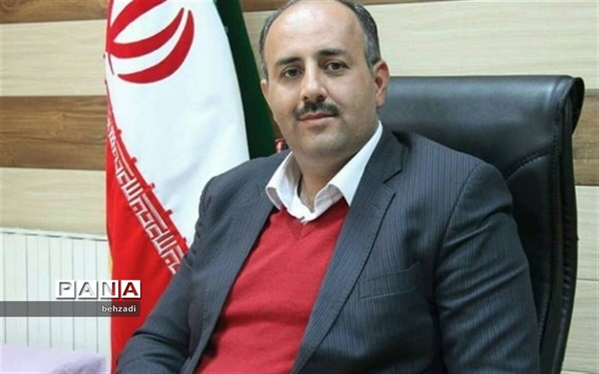انتخاب شبکه اجتماعی برای تمامی مدارس دولتی و غیر دولتی ضروری است
