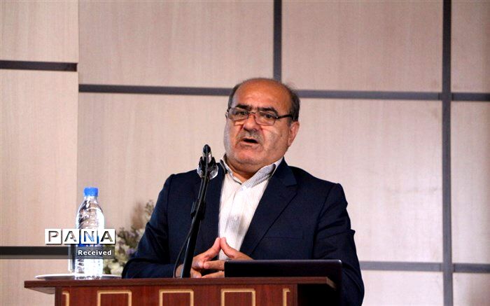 معاون آموزش‌وپرورش مازندران: شبکه اجتماعی دانش‌آموزان از فردا فعال می‌شود