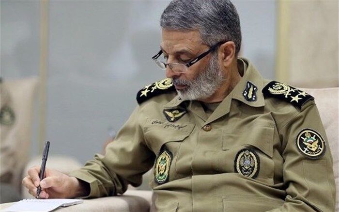 سپاه با تأسی از مکتب عاشورا در مسیر عزت و تداوم راه انقلاب گام برمی‌دارد