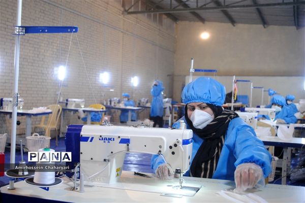 کارگاه تولید ماسک و گان محافظتی در تایباد
