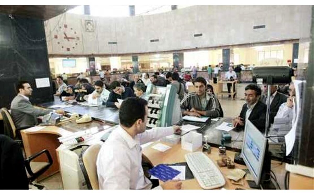 اعطای تسهیلات ۳۲۲.۷ هزار میلیارد ریالی به بنگاه‌های کوچک و متوسط