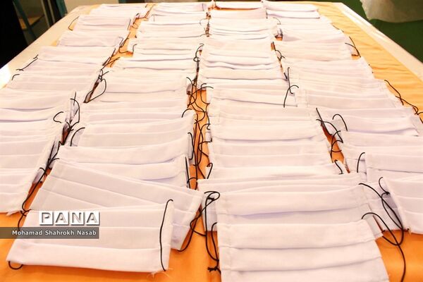 تولید روزانه 250 ماسک در هنرستان‌های علوم و هاجر ناحیه 3 اهواز