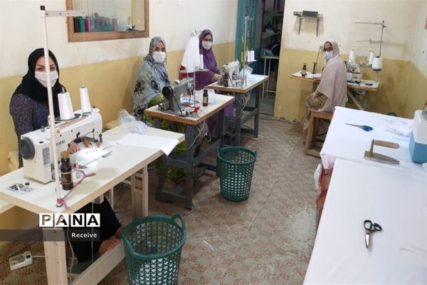 تولید ماسک و محلول ضدعفونی در مدارس فارس