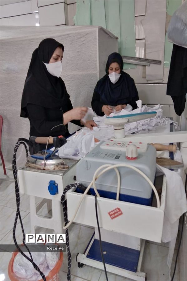 تولید ماسک و محلول ضدعفونی در مدارس فارس