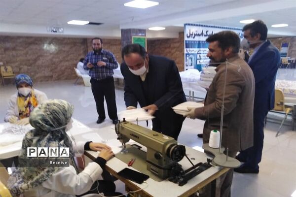 تولید ماسک و محلول ضدعفونی در مدارس فارس