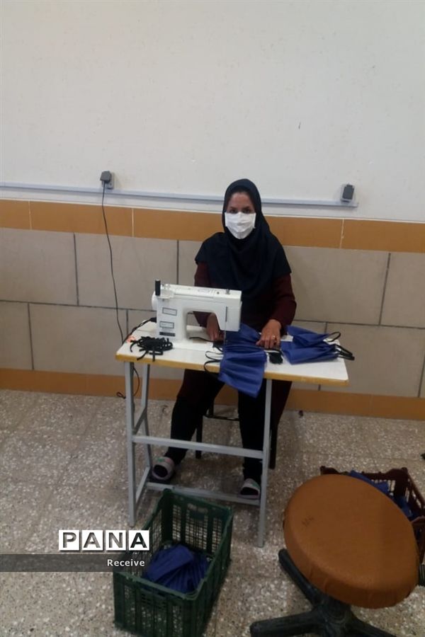 تولید ماسک و محلول ضدعفونی در مدارس فارس