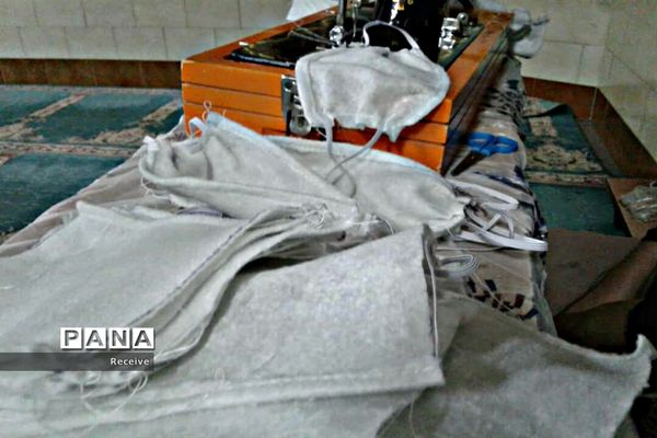 تولید ماسک و محلول ضدعفونی در مدارس فارس