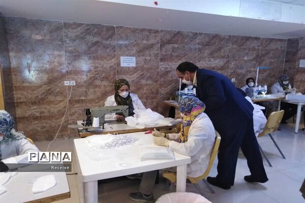 تولید ماسک و محلول ضدعفونی در مدارس فارس