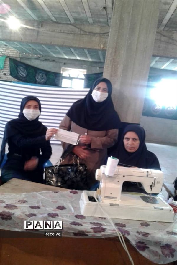 تولید ماسک و محلول ضدعفونی در مدارس فارس